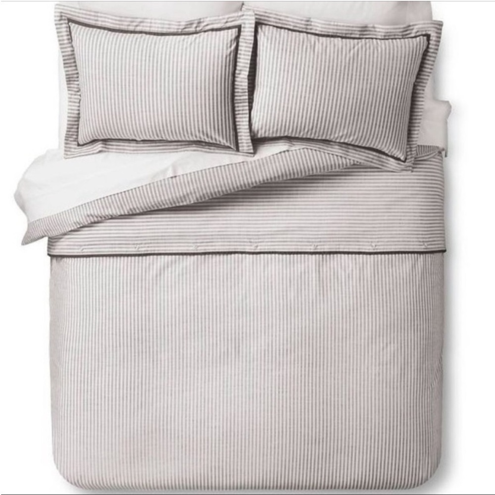Gray Queen Sized Striped Threshold Duvet Cover Set with Pillow Shams